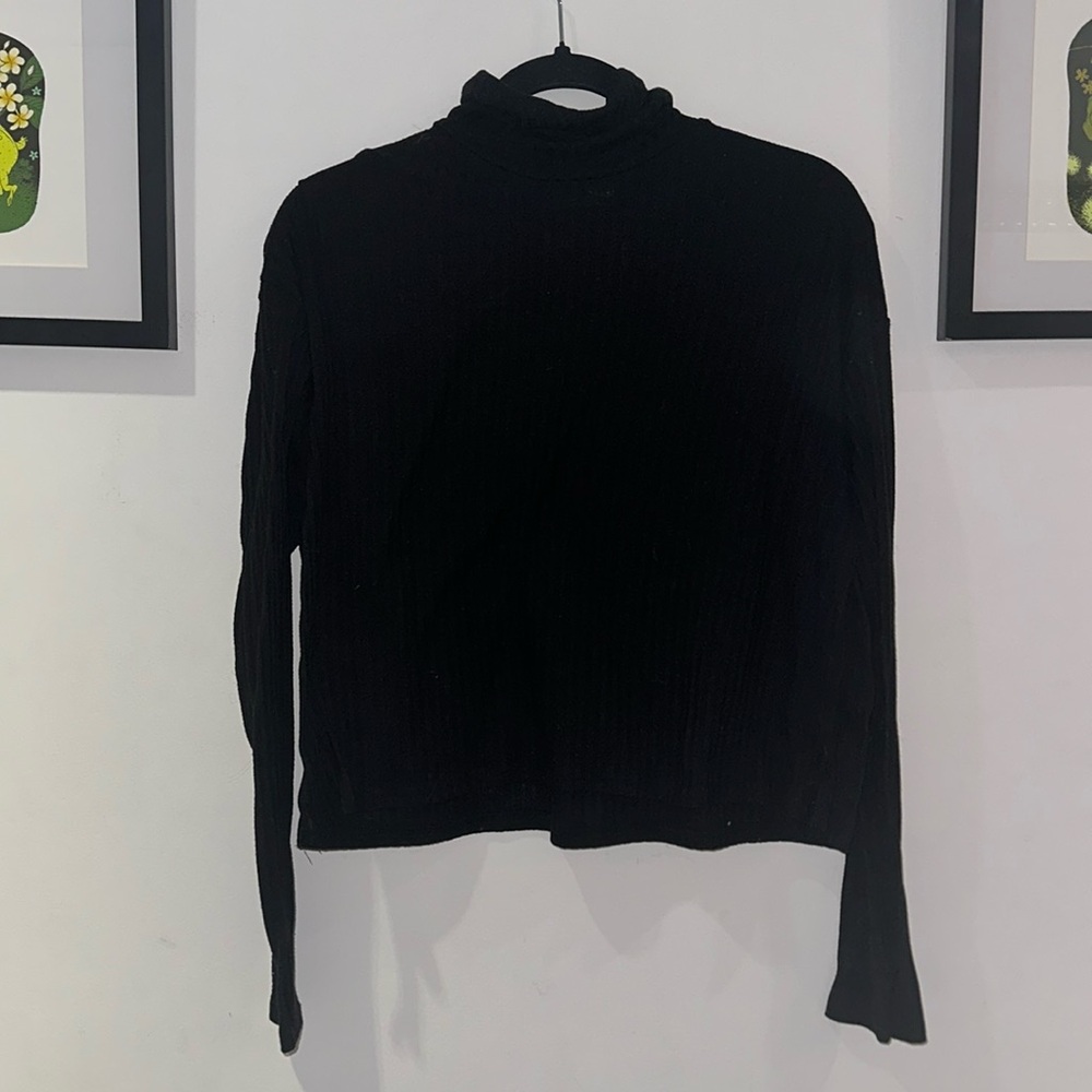 Boxy Cropped Ribbed Turtleneck